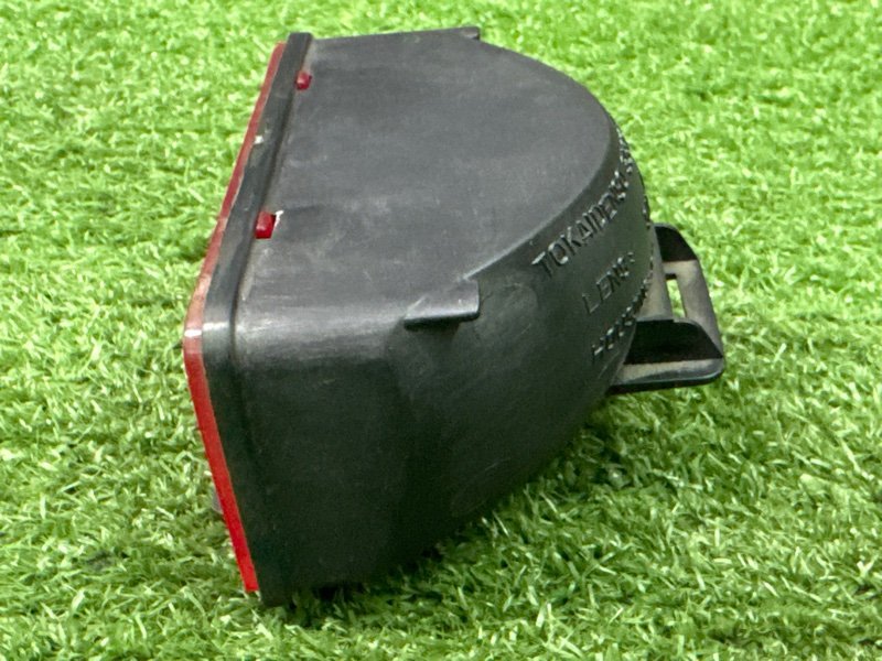 Фонарь задний стоп-сигнал Suzuki Liana