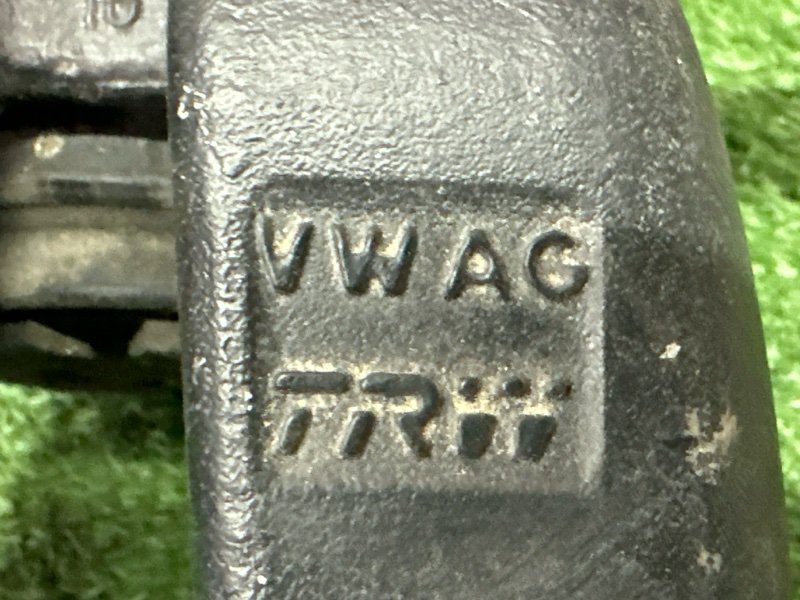 Суппорт тормозной Skoda Octavia A5