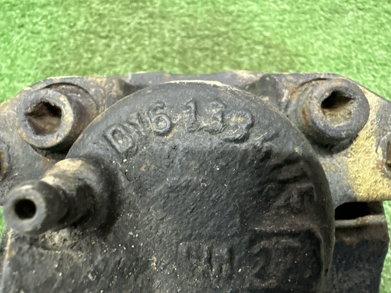 Суппорт тормозной Renault Logan