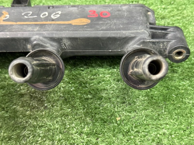 Катушка зажигания Peugeot 206