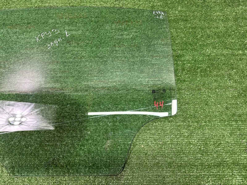 Стекло двери Chevrolet Cruze