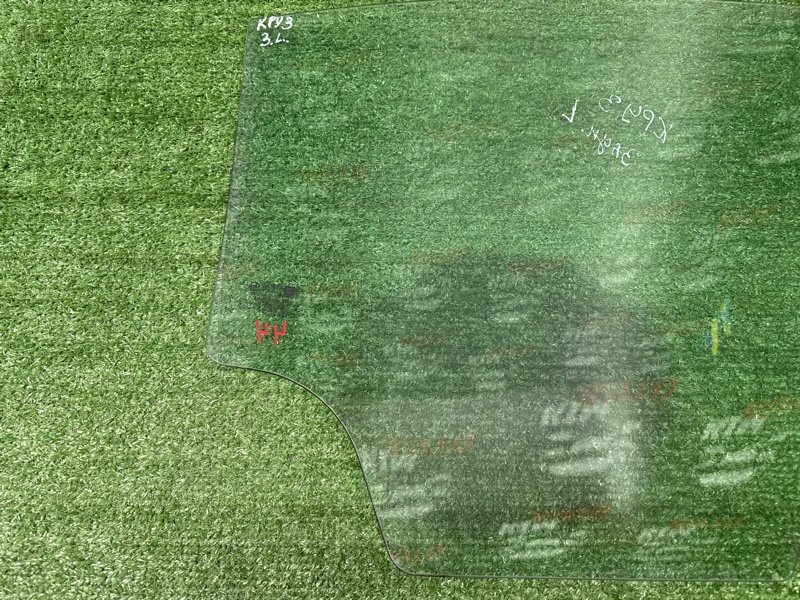 Стекло двери Chevrolet Cruze