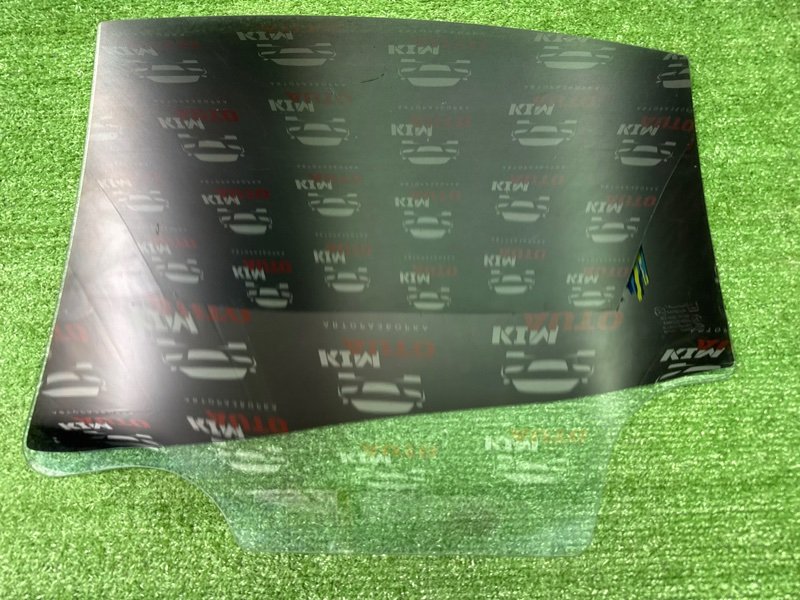 Стекло двери Chevrolet Cruze