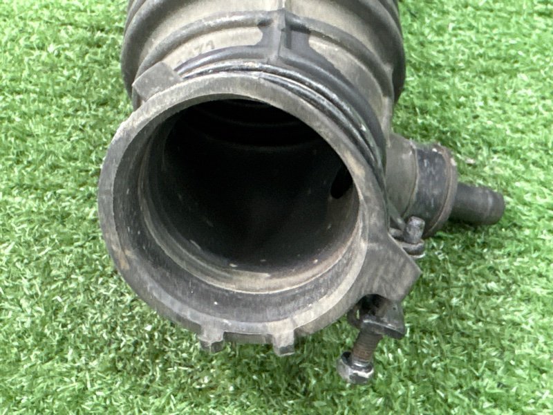 Патрубок воздушного фильтра Kia Rio 4