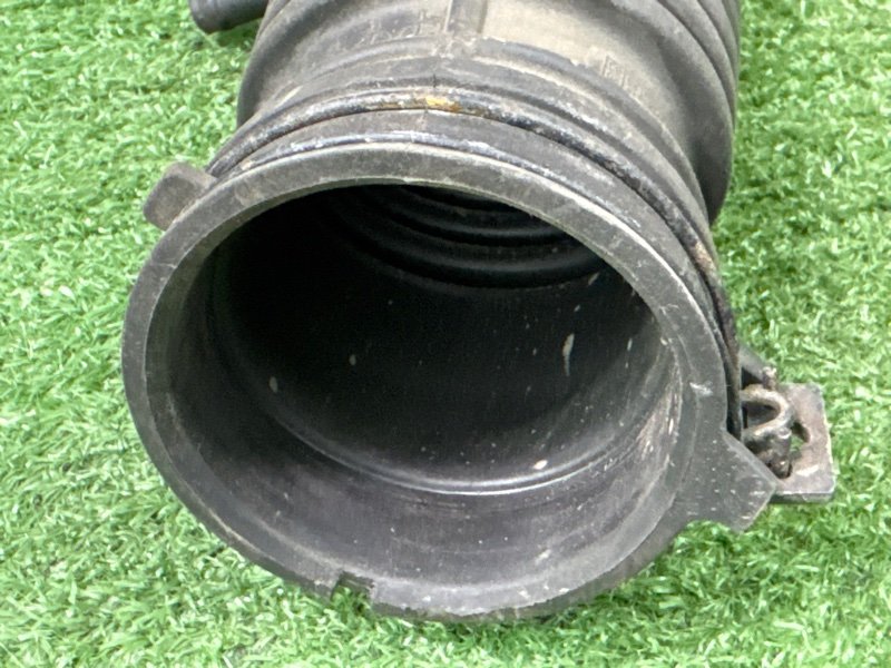 Патрубок воздушного фильтра Kia Rio 4