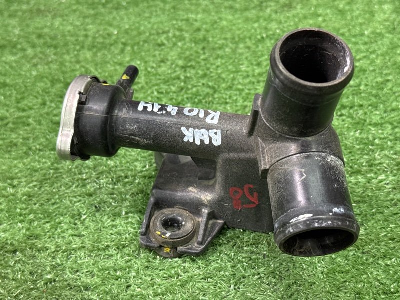 Горловина радиатора с крышкой Kia Rio 4