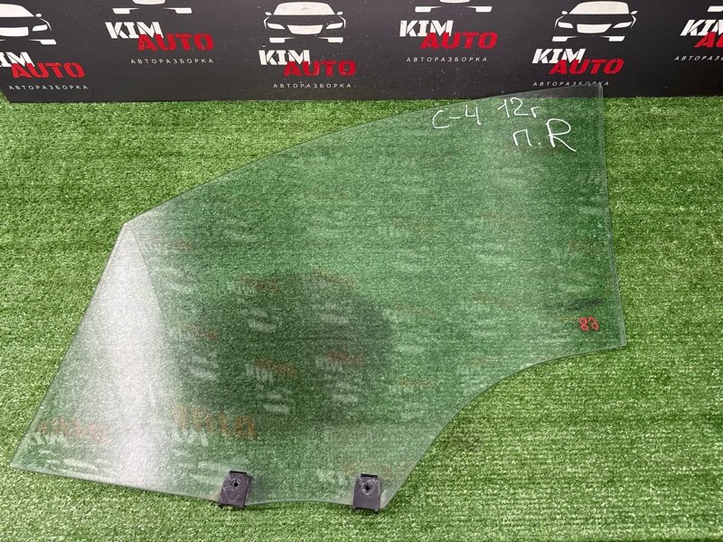 Стекло двери Citroen C4