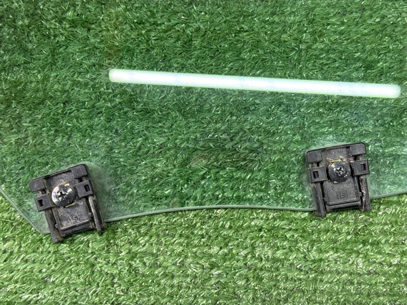 Стекло двери Citroen C4