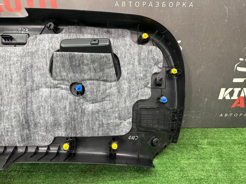 Обшивка крышки багажника Kia Ceed 2 2015 SW