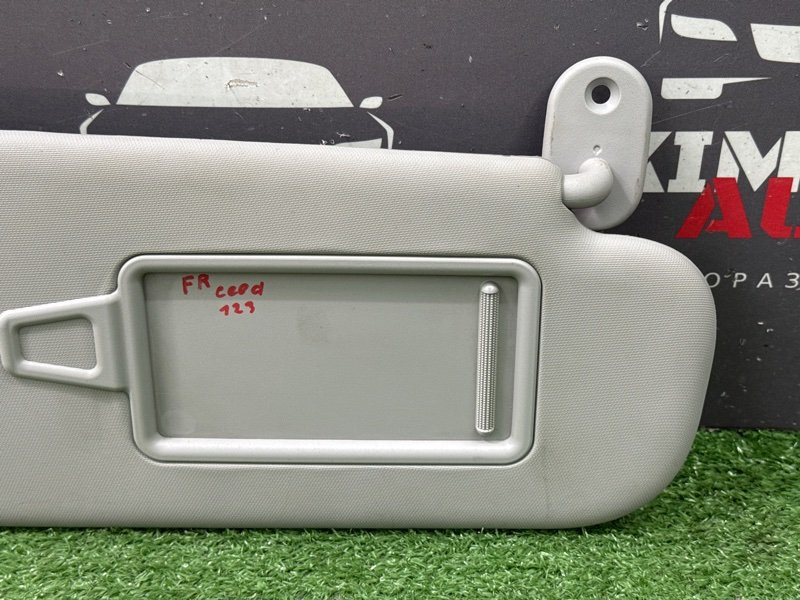 Козырек солнцезащитный Kia Ceed 2 2015 SW