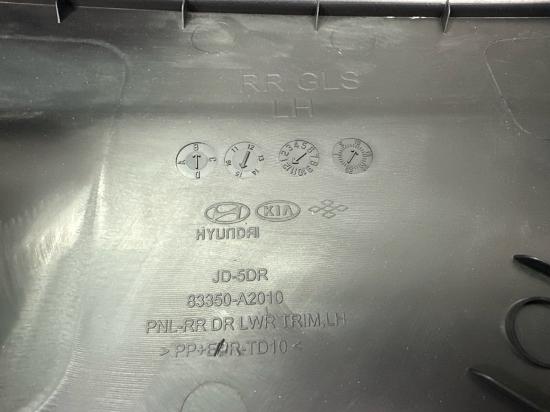 Обшивка двери Kia Ceed 2 2015 SW