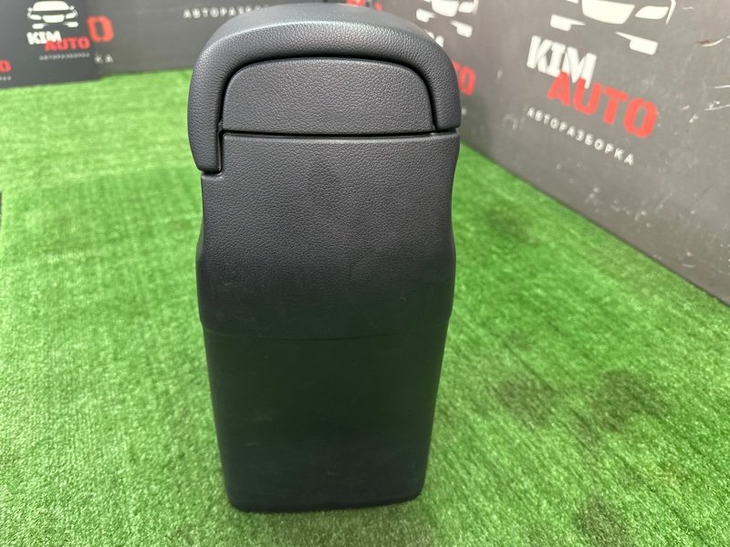 Центральная Консоль с подлокотником Kia Ceed 2 2015 SW