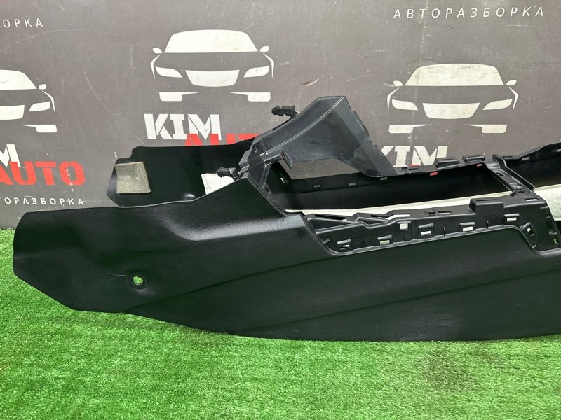 Центральная Консоль с подлокотником Kia Ceed 2 2015 SW