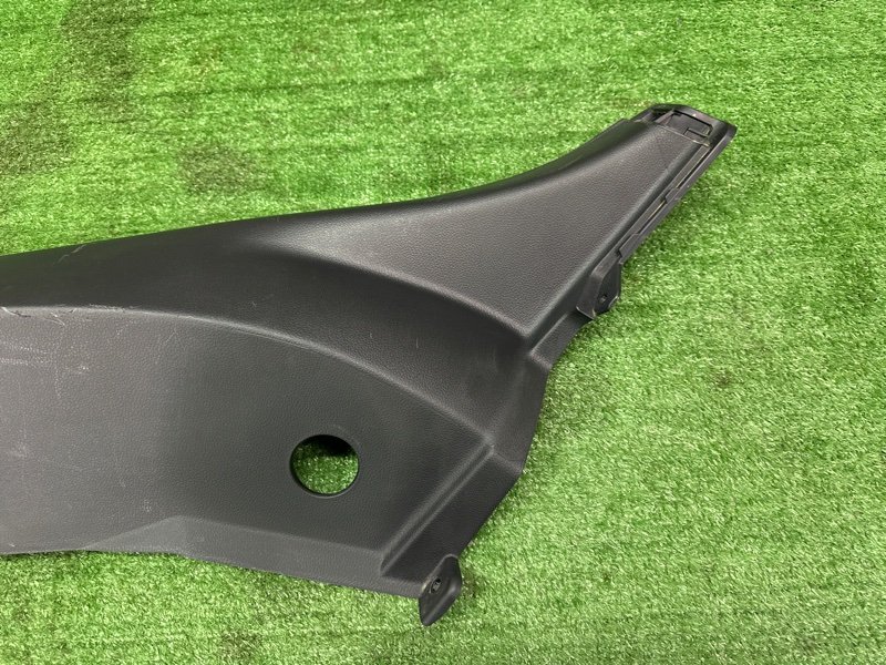 Накладка стойки кузова Kia Ceed 2 2015 SW