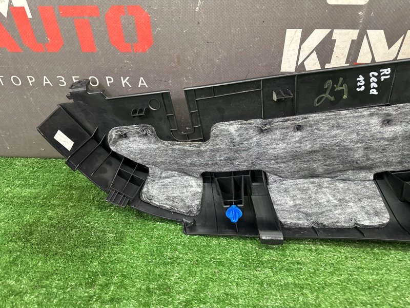 Накладка стойки кузова Kia Ceed 2 2015 SW