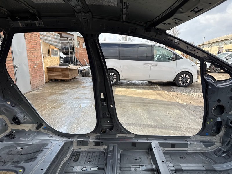 Порог со стойкой Kia Ceed 2 2015 SW