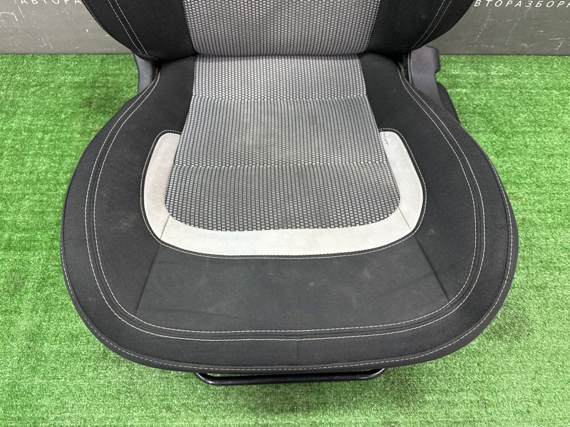 Сиденье переднее Kia Ceed 2 2015 SW