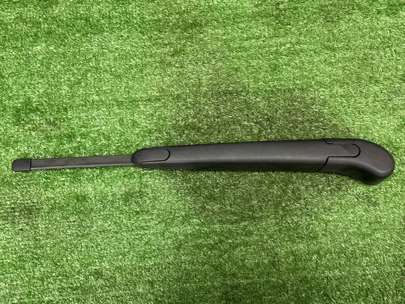 Поводок дворника заднего Kia Ceed 2 2015 SW