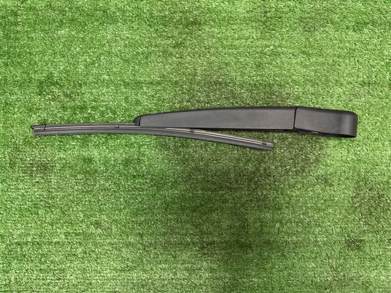 Поводок дворника заднего Kia Ceed 2 2015 SW