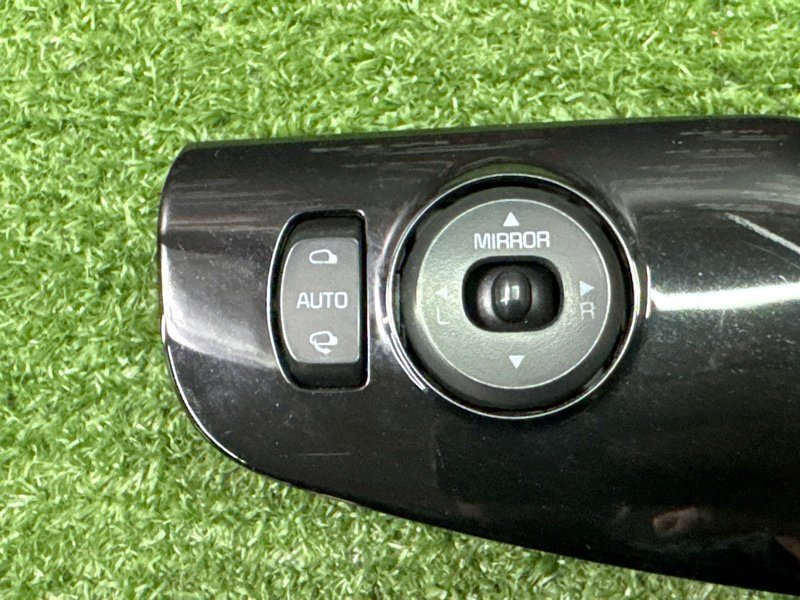 Блок управления зеркалами Kia Ceed 2 2015 SW