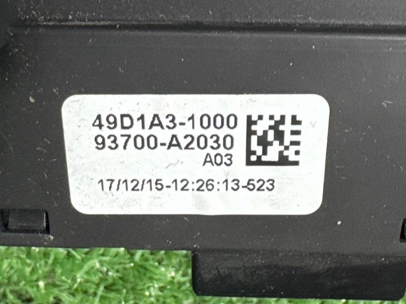 Блок кнопок центральной консоли Kia Ceed 2 2015 SW