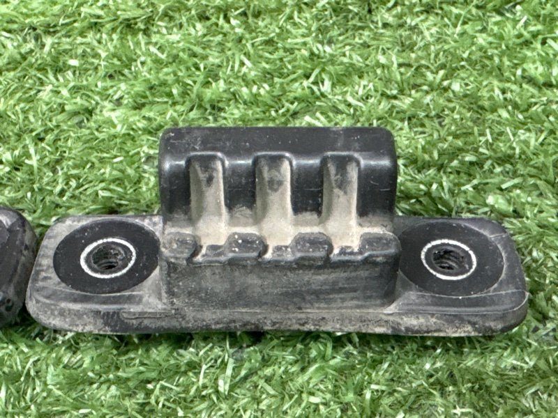 Отбойник крышки багажника Kia Ceed 2 2015 SW