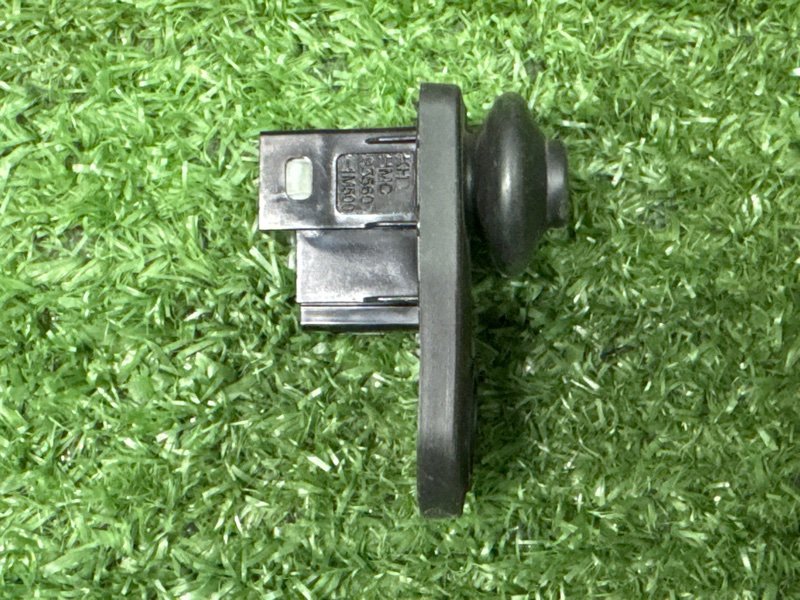 Концевик двери Kia Ceed 2 2015 SW