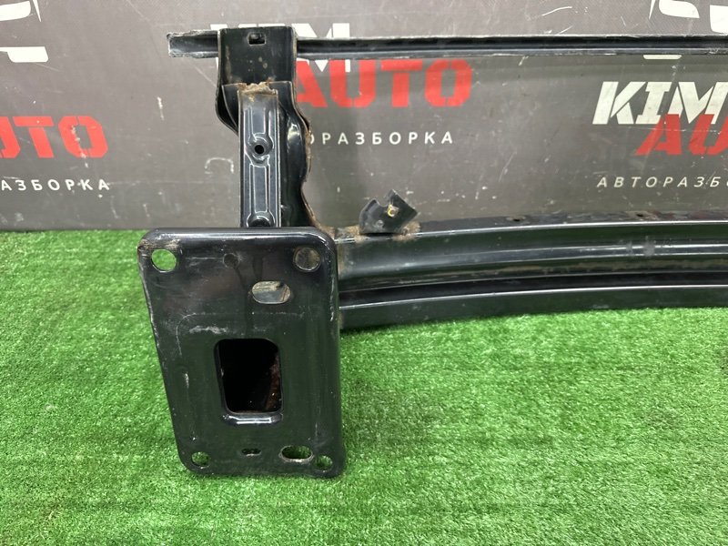 Усилитель бампера Kia Ceed 2 2015 SW