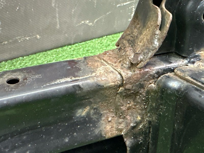 Усилитель бампера Kia Ceed 2 2015 SW