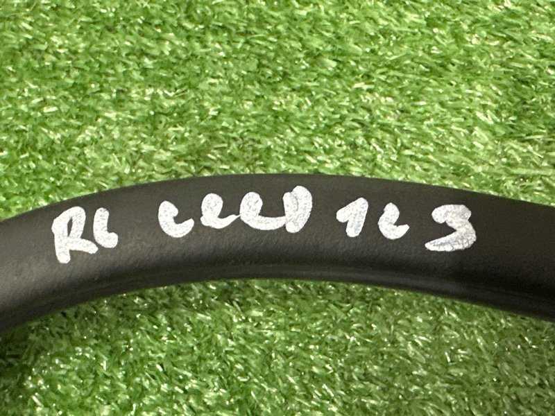 Уплотнитель проема двери Kia Ceed 2 2015 SW