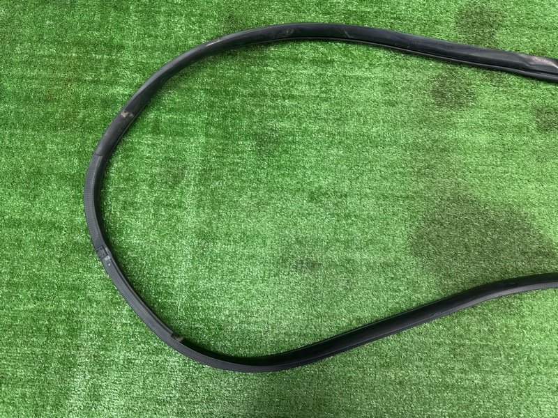 Уплотнитель проема двери Kia Ceed 2 2015 SW