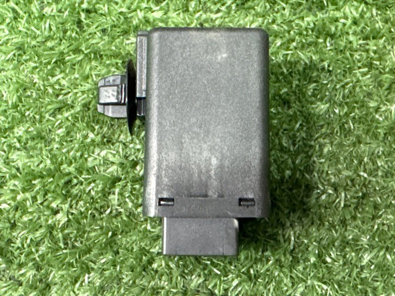 Реле стоп сигнала Kia Ceed 2 2015 SW