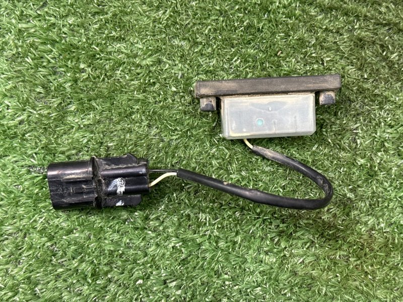 Кнопка открывания багажника Kia Ceed 2 2015 SW