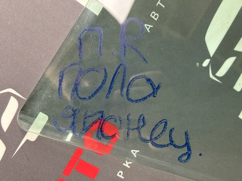 Стекло двери Volkswagen Polo