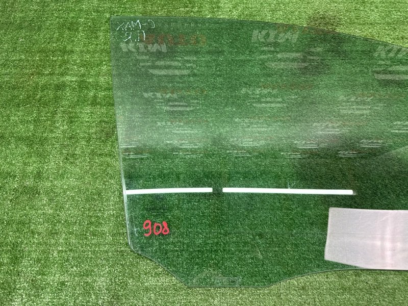 Стекло двери Ford C-Max