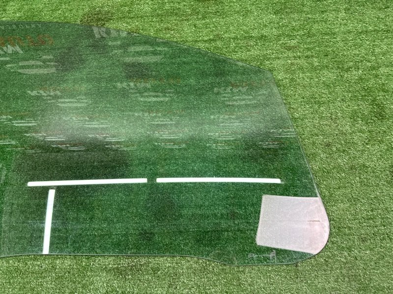 Стекло двери Ford C-Max