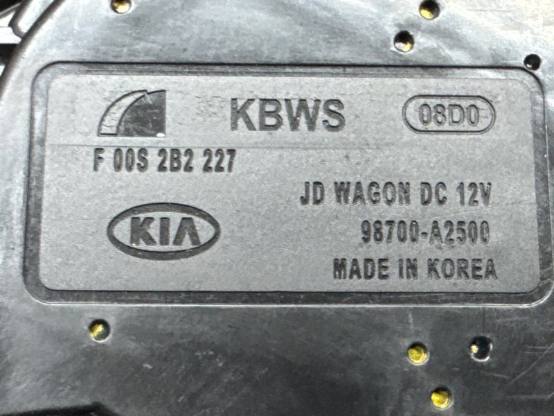 Моторчик стеклоочистителя заднего стекла Kia Ceed 2 2015 SW