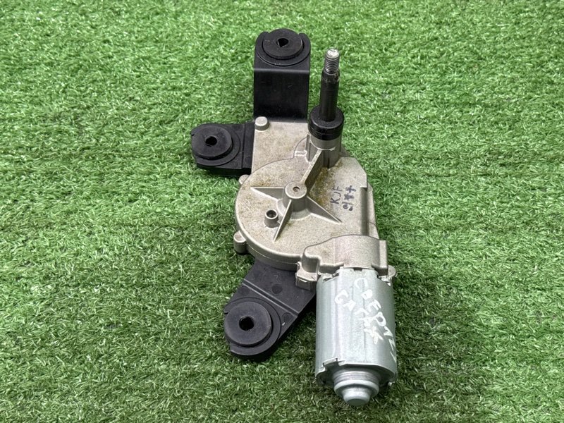 Моторчик стеклоочистителя заднего стекла Kia Ceed 2 2015 SW