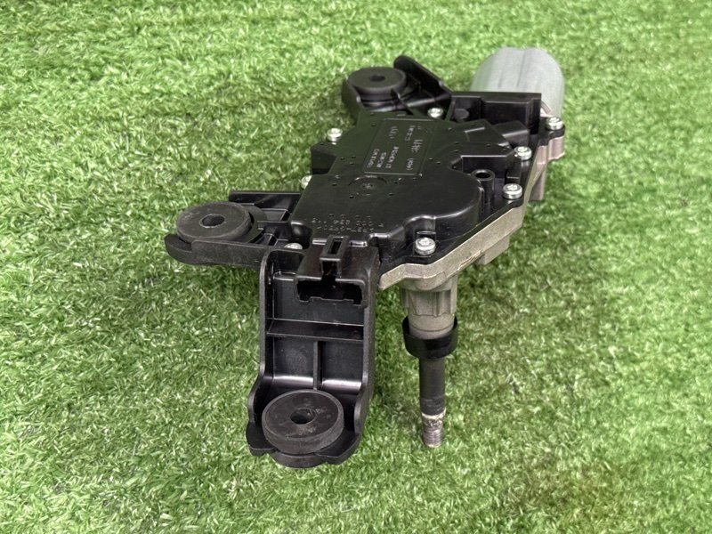 Моторчик стеклоочистителя заднего стекла Kia Ceed 2 2015 SW