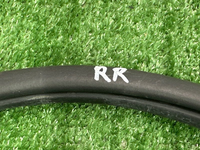 Уплотнитель проема двери Kia Ceed 2 2015 SW