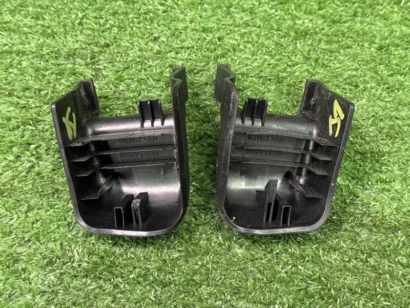 Крышка салазок сидений Kia Ceed 2 2015 SW