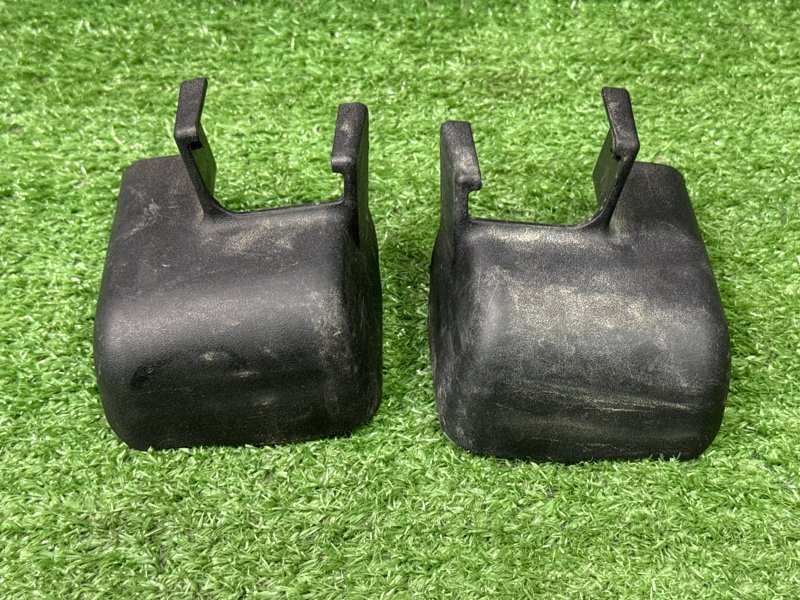 Крышка салазок сидений Kia Ceed 2 2015 SW