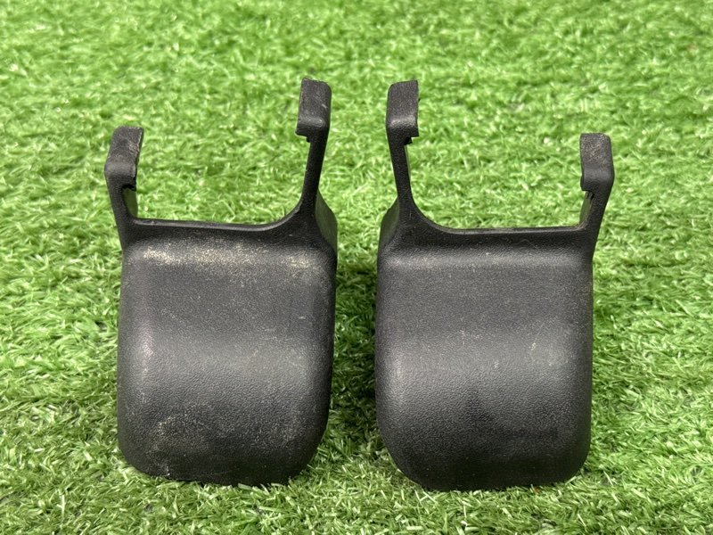 Крышка салазок сидений Kia Ceed 2 2015 SW