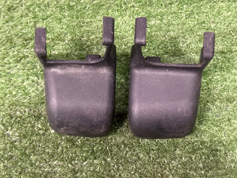 Крышка салазок сидений Kia Ceed 2 2015 SW