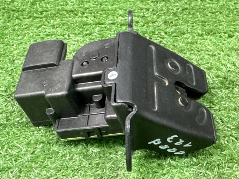 Замок крышки багажника Kia Ceed 2 2015 SW