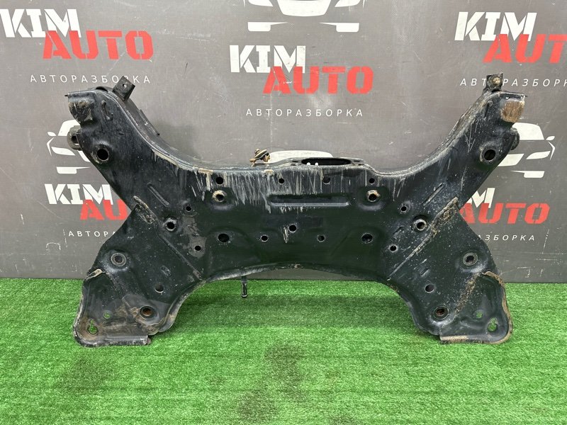 Подрамник Балка Kia Ceed 2 2015 SW