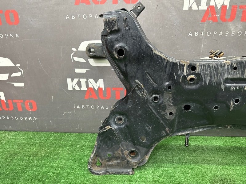 Подрамник Балка Kia Ceed 2 2015 SW