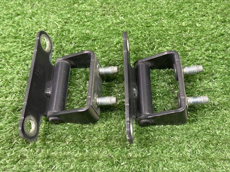 Петли крышки багажника Kia Ceed 2 2015 SW