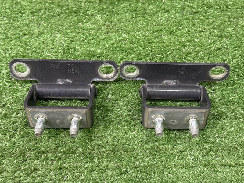 Петли крышки багажника Kia Ceed 2 2015 SW