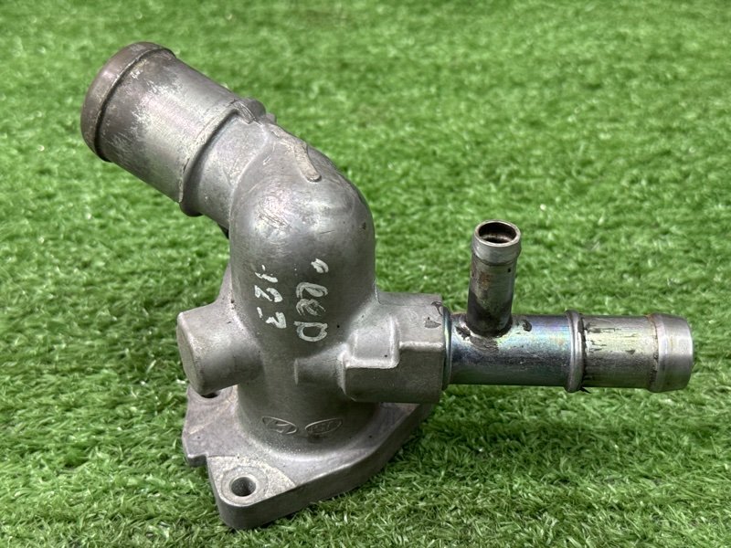 Корпус Фланец Тройник Термостата Kia Ceed 2 2015 SW